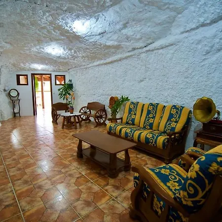 Casa Cueva La Herencia בית נופש *